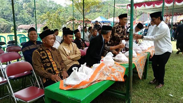 menghadiri-pengajian-menyambut-tahun-baru-islam-1-muharam-1448-h